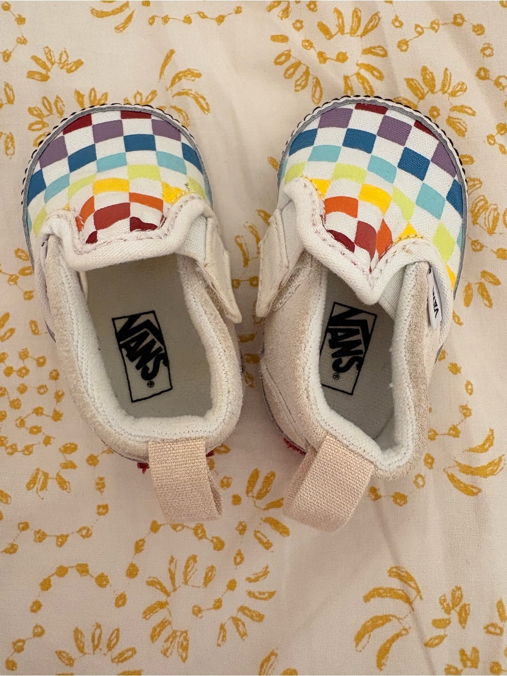Vans Checkered Baby Beige Canvas Slip-On Sneakers with Rainbow Accent - Picture 3 of 4